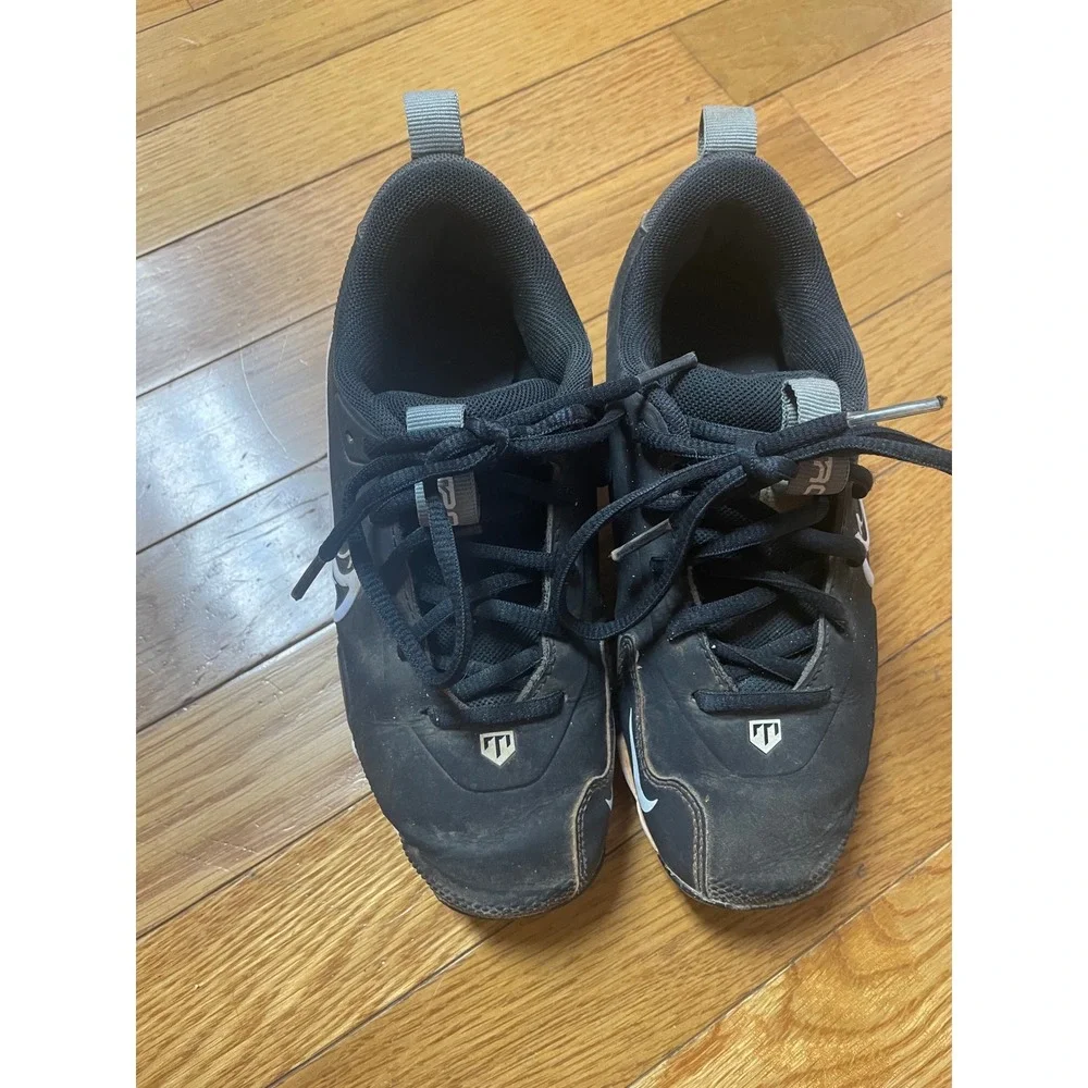 Nike Alpha Huarache 4 Keystone Low Kids Baseball Cleats Black White 1.5Y
